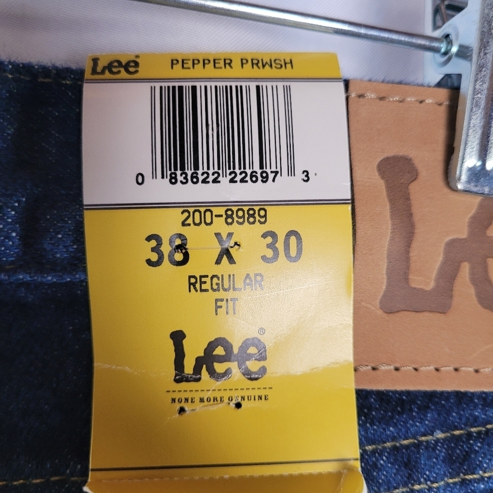 NWT Lee Men's Regular Fit Pepper Wash Straight Leg Jeans Size 38x30 - Picture 5 of 9